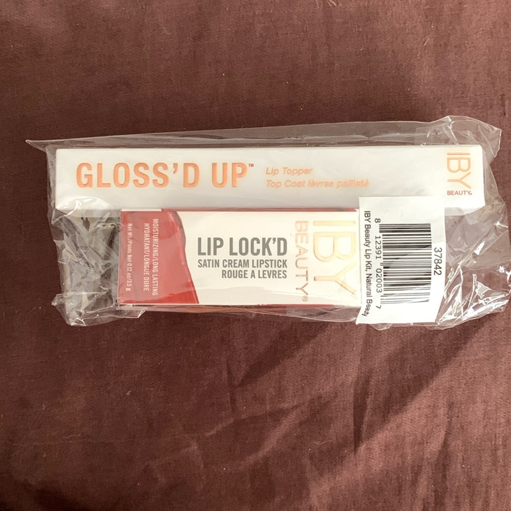 IBY Lip lock’d and Gloss’d up